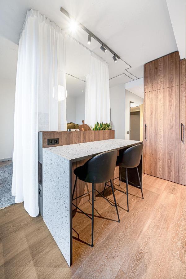 Cosy Panoramic Studio In The Center For 1-2 Pers. Kaunas Exterior foto